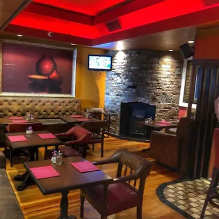 Yeats Country Hotel, & Leisure Club מלון 4*